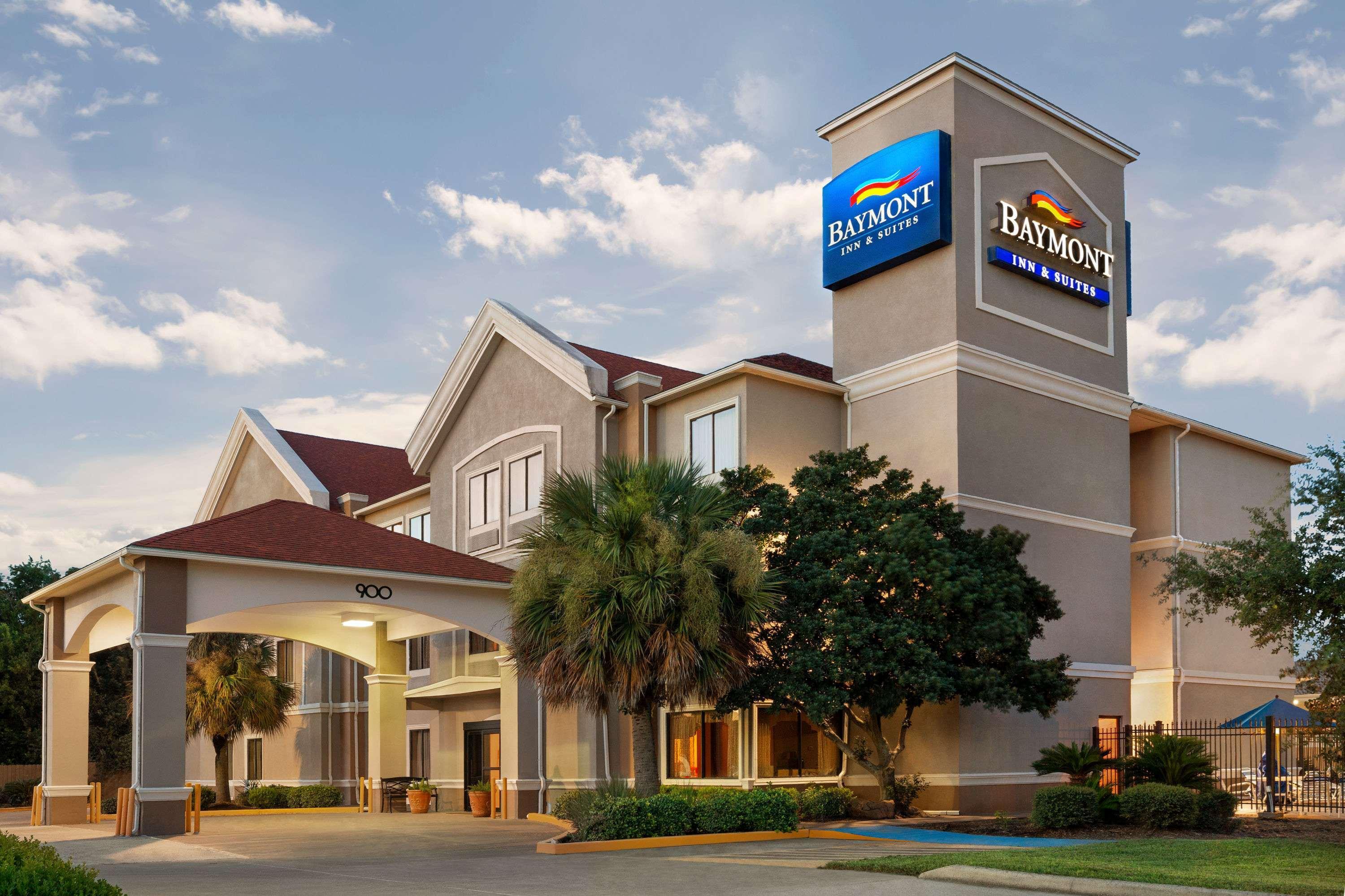 Baymont By Wyndham Clute Lake Jackson Buitenkant foto