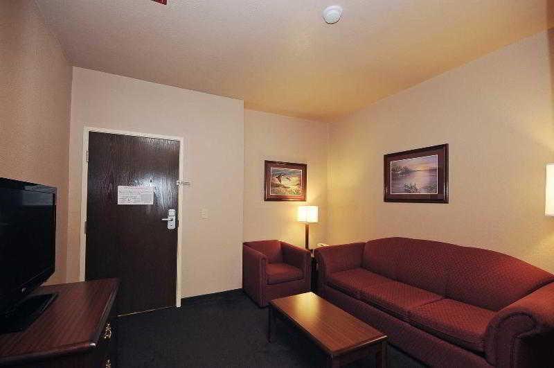 Baymont By Wyndham Clute Lake Jackson Buitenkant foto