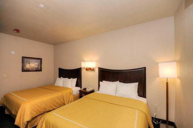 Baymont By Wyndham Clute Lake Jackson Kamer foto